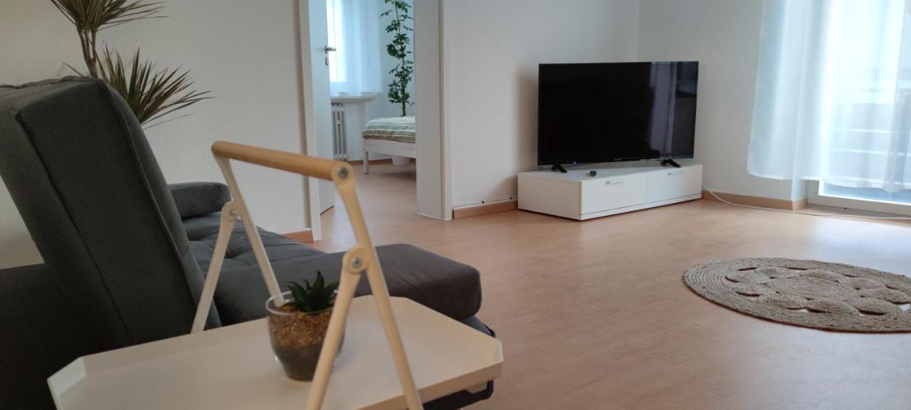 Schoene Und Optimal Gelegene Wohnung Og Weisskirchen Exteriör bild