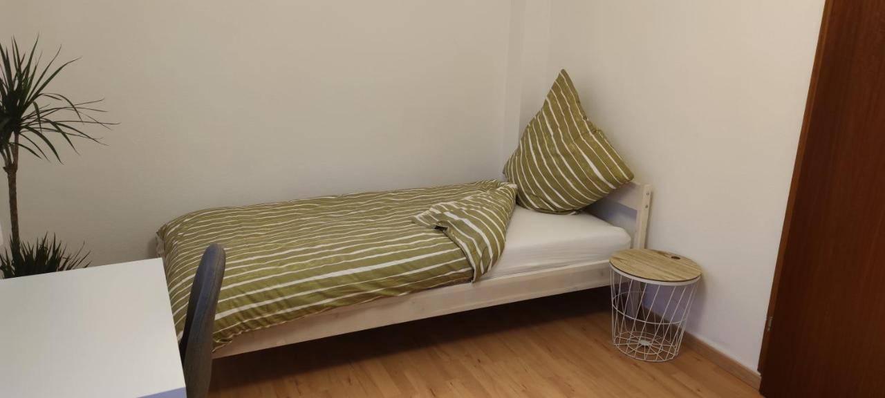 Schoene Und Optimal Gelegene Wohnung Og Weisskirchen Exteriör bild